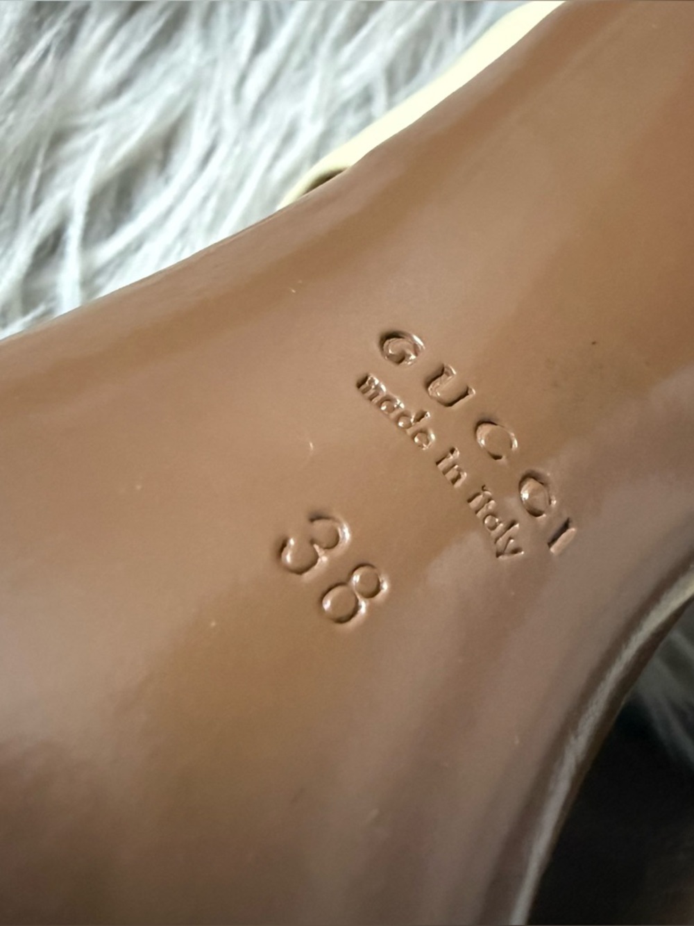 GUCCI Alyssa Horsebit Patent Leather Sandals Block Heel  Size 38 Size 8 - Picture 11 of 11